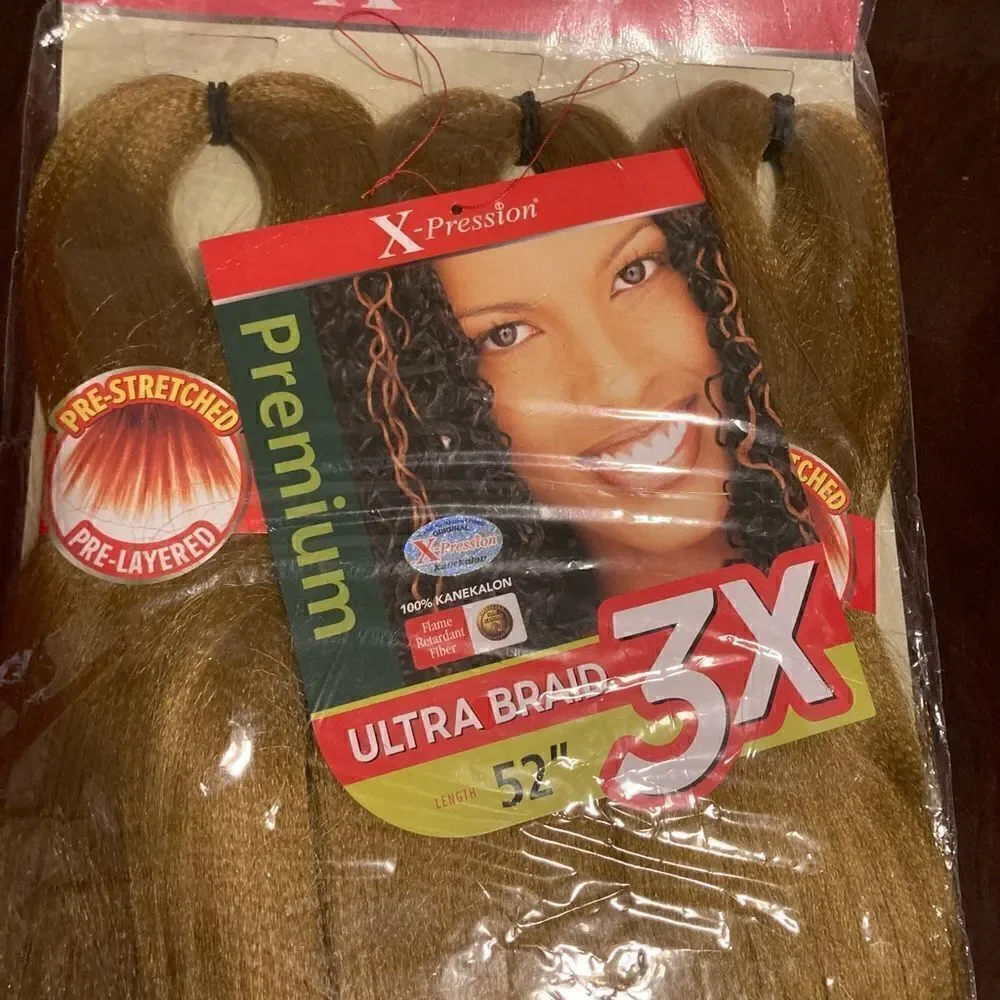 SYN X-PRESSION PRE-STRETCHED ULTRA BRAID / NWT / ASH BLOND